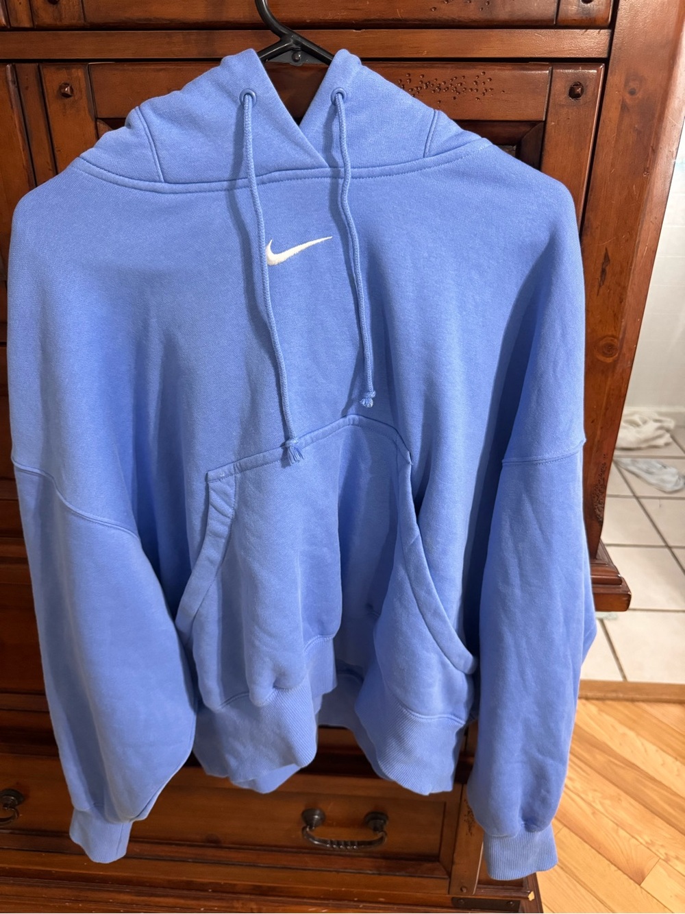 cropped nike hoodie